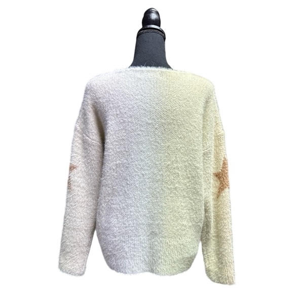Star Patterned Cream Sweater Size Small - Picture 3 of 8